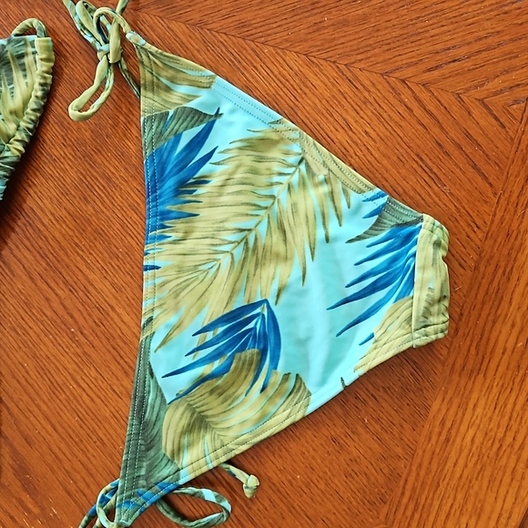 NWOT Victoria Secret Tropical Bikini - Picture 3 of 5